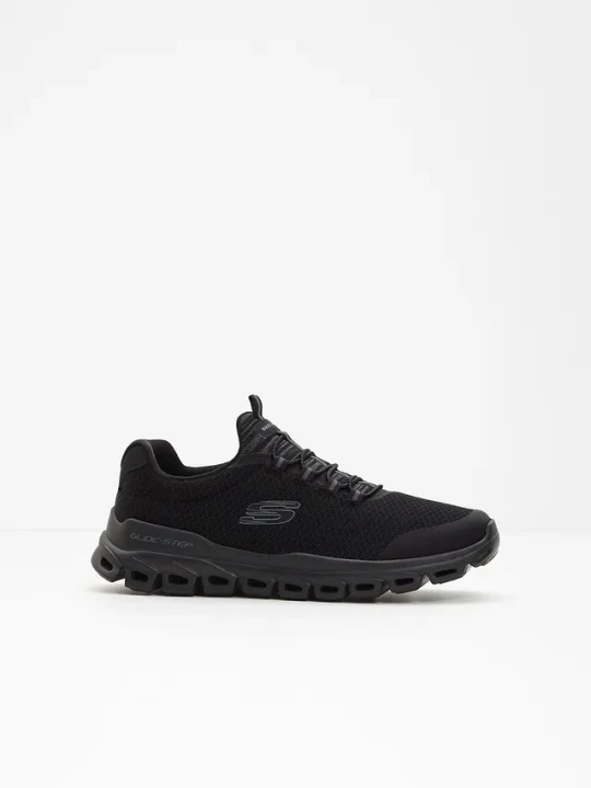 Zdjęcie produktu Wygodne, wsuwane sneakersy marki Sketchers z pianką z pamięcią BonPrix czarny