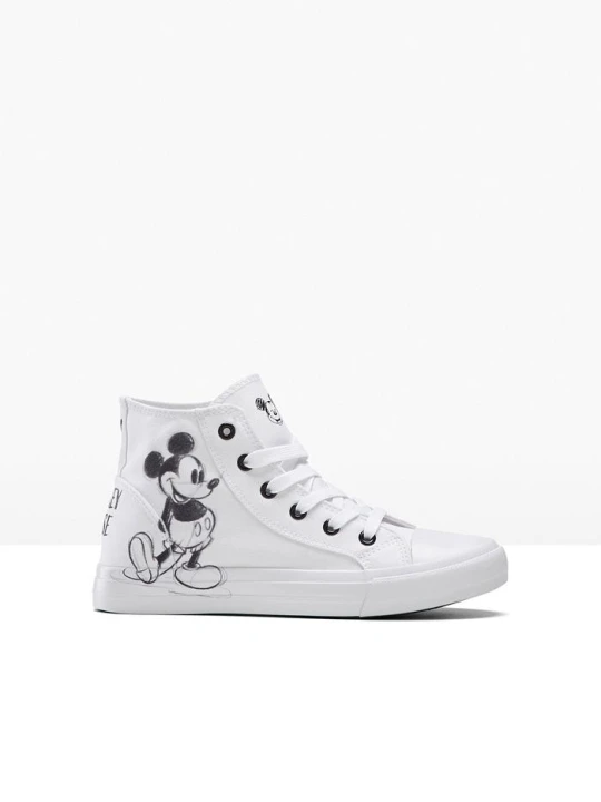 Zdjęcie produktu Wysokie sneakersy z motywem Myszki Miki z bawełnianej kanwy BonPrix biały