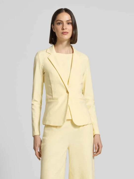 Zdjęcie produktu Żakiet o kroju slim fit z kieszeniami z wypustkami model 'KATE' Ichi Pastelowy żółty