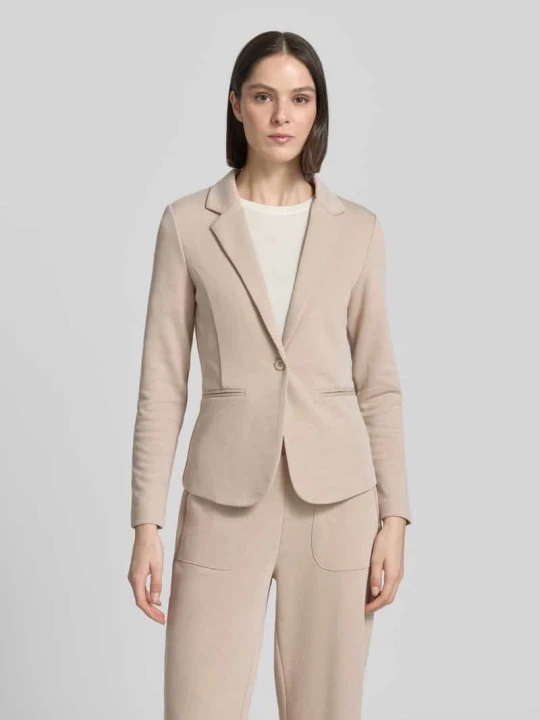Zdjęcie produktu Żakiet o kroju slim fit z kieszeniami z wypustkami model 'KATE PIQUE' Ichi Piaskowy