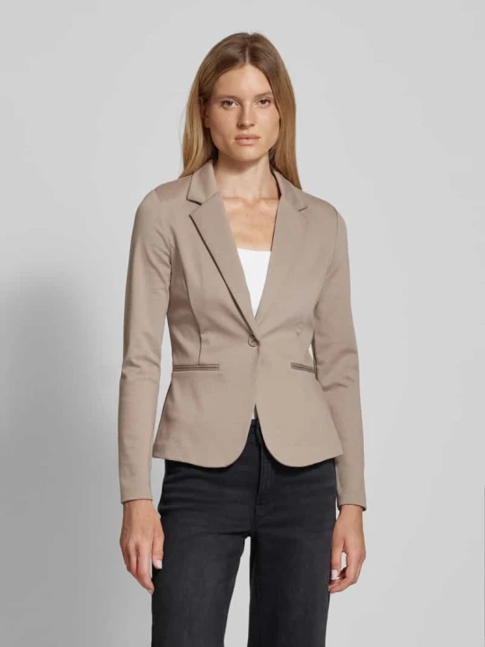 Zdjęcie produktu Żakiet o kroju slim fit z lamowanymi kieszeniami model ‘KATE’ Ichi Jasnobrązowy