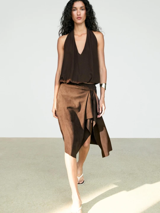 Zdjęcie produktu Zamszowa Spódnica Midi Z Falbaną - Brązowy - Massimo Dutti - Female