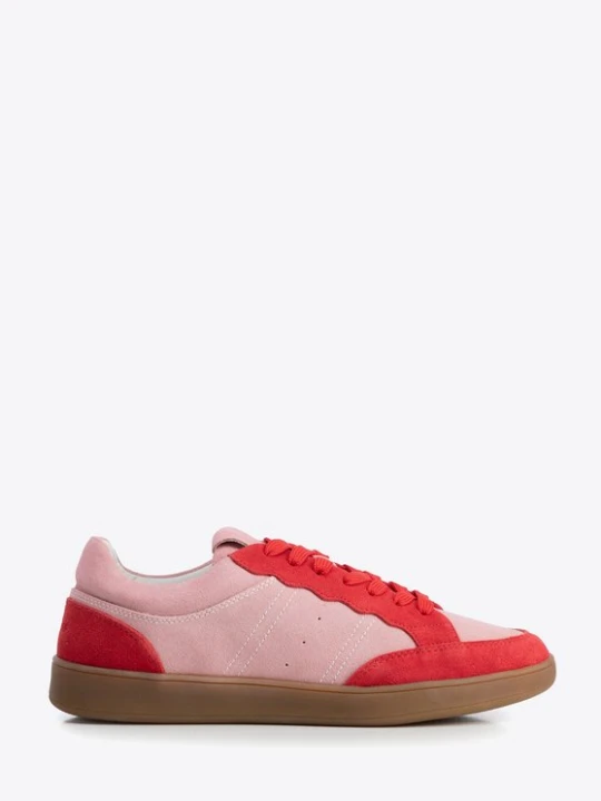 Zdjęcie produktu Zamszowe sneakersy z kontrastowymi elementami różowo - czerwone Wittchen