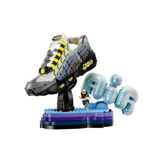 Zdjęcie produktu Zestaw klocków do zbudowania buta z ekskluzywną figurką Nike Air Max 95 x LEGO® - Szary