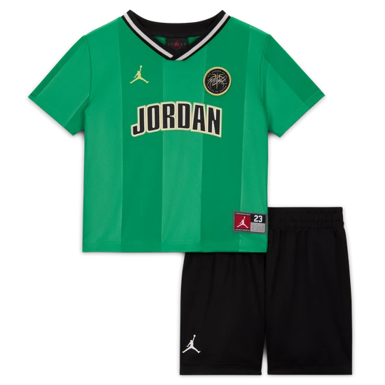 Zdjęcie produktu Zestaw koszulka sportowa i spodenki z siateczki dla niemowląt Jordan - Czerń