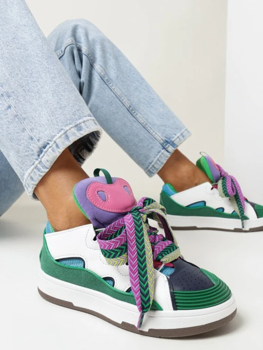 Zdjęcie produktu Zielone Sneakersy z Ozdobnym Sznurowaniem i Szerokim Językiem Vessy Biały