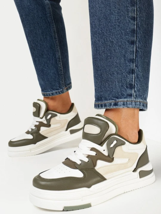 Zdjęcie produktu Zielono-Białe Sneakersy z Imitacji Skóry z Ozdobnymi Wstawkami Xavara Szixth June Beżowy