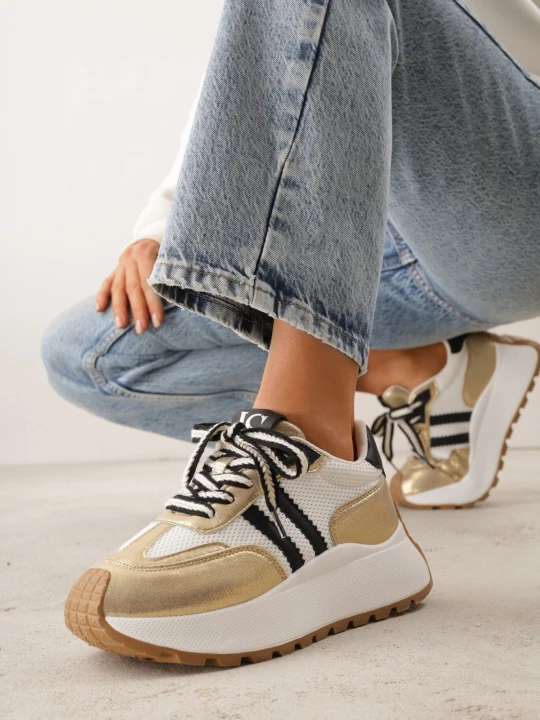 Zdjęcie produktu Złote Sneakersy VICES w Stylu Streetwearowym na Grubej Podeszwie Ilinatea