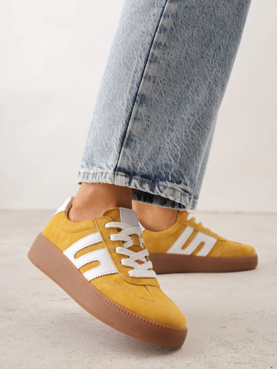 Zdjęcie produktu Żółte Skórzane Sneakersy na Kauczukowej Podeszwie z Geometrycznym Motywem Shytyse Santorio