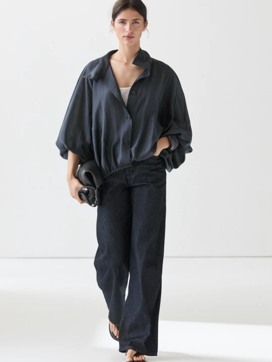 Zdjęcie produktu Zwiewna Koszula Wierzchnia Z Bufiastymi Rękawami - Niebieski Sprany - Massimo Dutti - Female