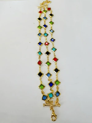 L'Atelier de Gaia Pozłacana bransoletka z kamieniami ozdobnymi rozmiar: onesize