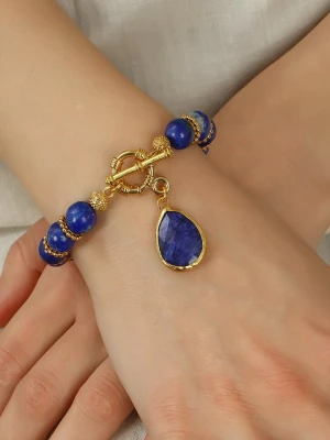 L'Atelier de Gaia Pozłacana bransoletka z lapis lazuli i szafirem rozmiar: onesize