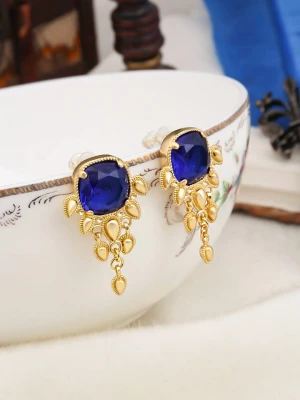 L'Atelier de Gaia Pozłacane kolczyki-wkrętki z cyrkoniami rozmiar: onesize