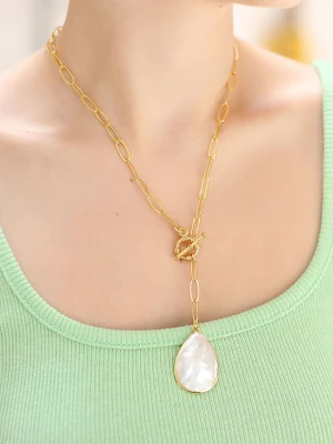 L'Atelier de Gaia Pozłacany naszyjnik z zawieszką - dł. 50 cm rozmiar: onesize