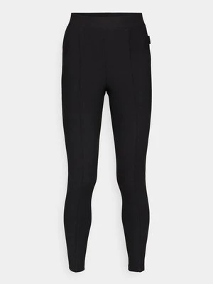 Legginsy 4F