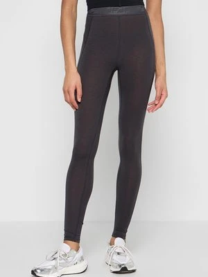 Legginsy Fabletics