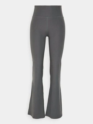 Legginsy Girlfriend Collective