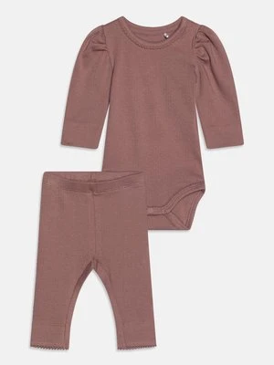 Legginsy name it