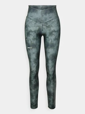 Legginsy Nebbia