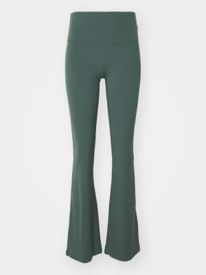 Legginsy Nike ciemnozielony
