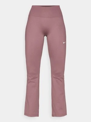 Legginsy Nike fioletowy