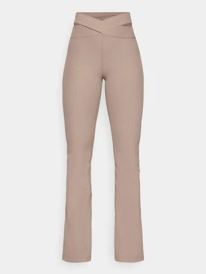 Legginsy Nike Performance