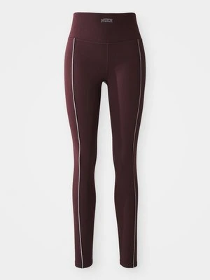 Legginsy Nike Performance