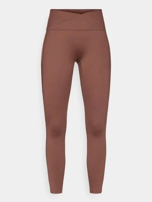 Legginsy Nike Performance