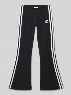 Legginsy o rozkloszowanym kroju z nadrukiem z logo adidas Originals