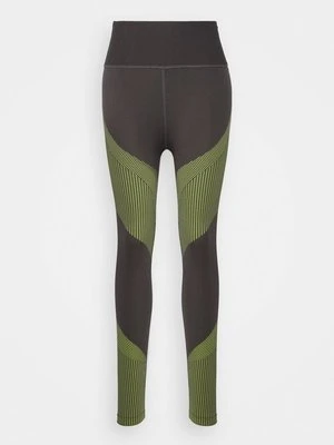 Legginsy Puma