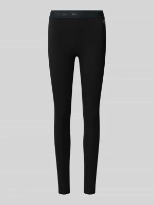 legginsy sportowe o kroju slim fit z nadrukiem z logo Lacoste Czarny
