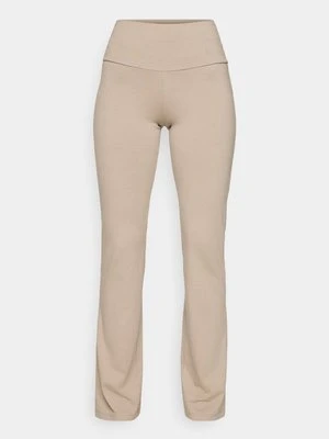 Legginsy Yogasearcher