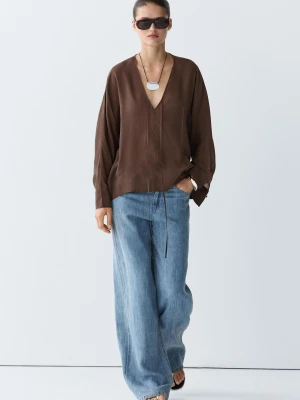 Lejąca Bluzka Z Dekoltem W Serek I Wiązaniem - Brązowy - Massimo Dutti - Female