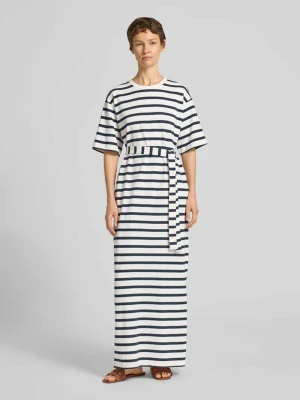 Lejąca sukienka dresowa z czystej bawełny ekologicznej model 'ESSENTIAL' Selected Femme