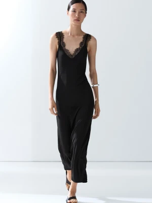 Lejąca Sukienka Średniej Długości W Stylu Bieliźnianym - Czarny - Massimo Dutti - Female