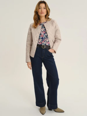 Lekka beżowa kurtka z subtelnym pikowaniem Greenpoint