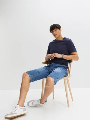 Lekkie długie bermudy dżinsowe z gumką w talii Relaxed Fit bonprix