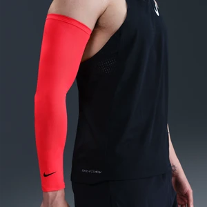 Lekkie rękawy na przedramię do biegania Nike Dri-FIT 2.0 - Czerwony