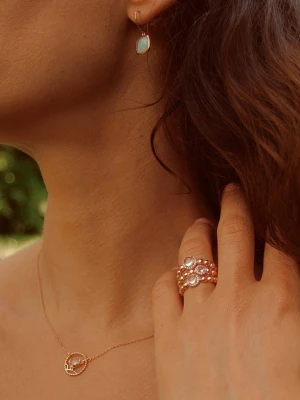 Les Petites Précieuses Pozłacany naszyjnik z elementem ozdobnym - dł. 39 cm rozmiar: onesize