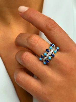 Les Petites Précieuses Pozłacany pierścionek z lapis lazuli rozmiar: 52