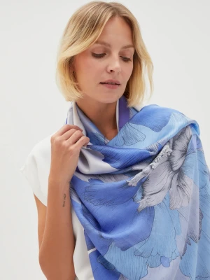 Letni wzorzysty szal błękitny Moodo