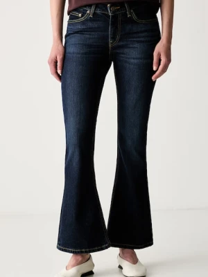 Levi's jeansy bootcut damskie LOW SLIM BOOT