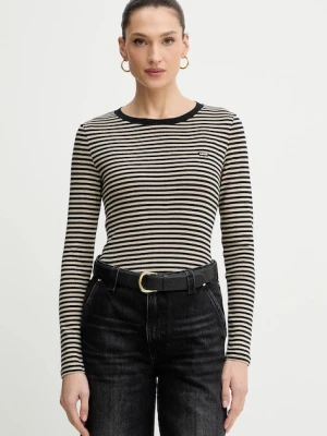Levi's longsleeve