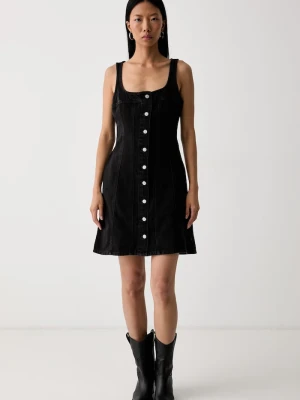 Levi's sukienka jeansowa AUDRA TANK czarny