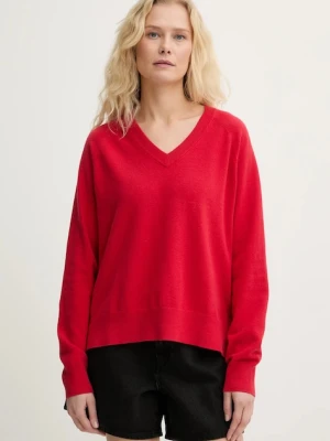 Levi's sweter TARA SUPER SOFT VNECK czerwony