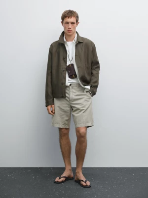 Lightweight Bermuda With Linen - Zielony - - Massimo Dutti - Male