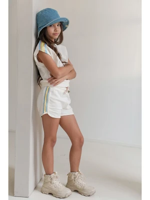 Like Flo Szorty "Faye" w kolorze kremowym rozmiar: 146/152