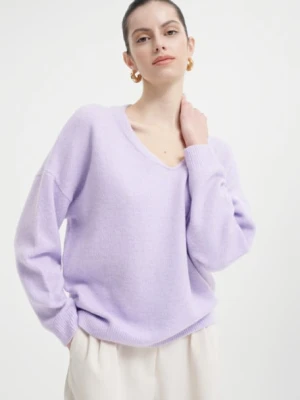 Liliowy sweter z dekoltem v Greenpoint