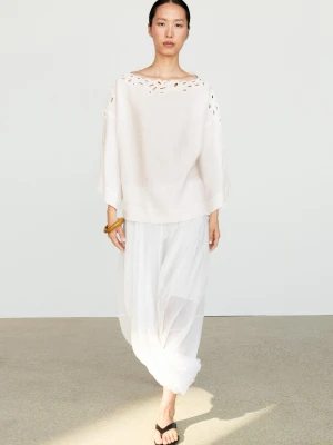 Lniana Bluzka Z Haftem I Dekoltem Łódką - Surowy - Massimo Dutti - Female