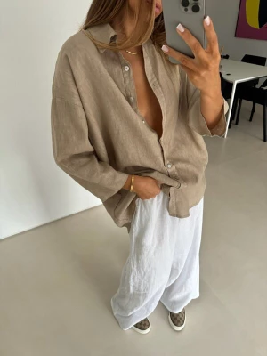 LNIANA KOSZULA OVERSIZE BEIGE WŁOCHY